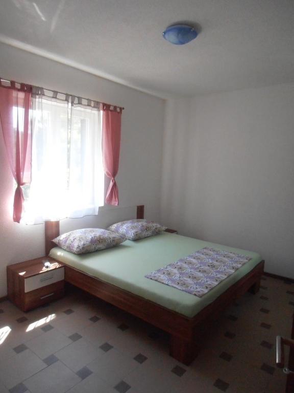Apartment Afrika Makarska Chambre photo