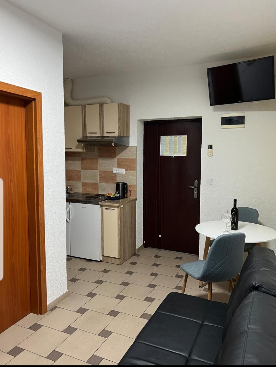 Apartment Afrika Makarska Extérieur photo