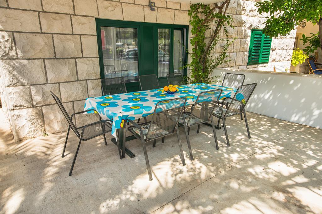 Apartment Afrika Makarska Extérieur photo