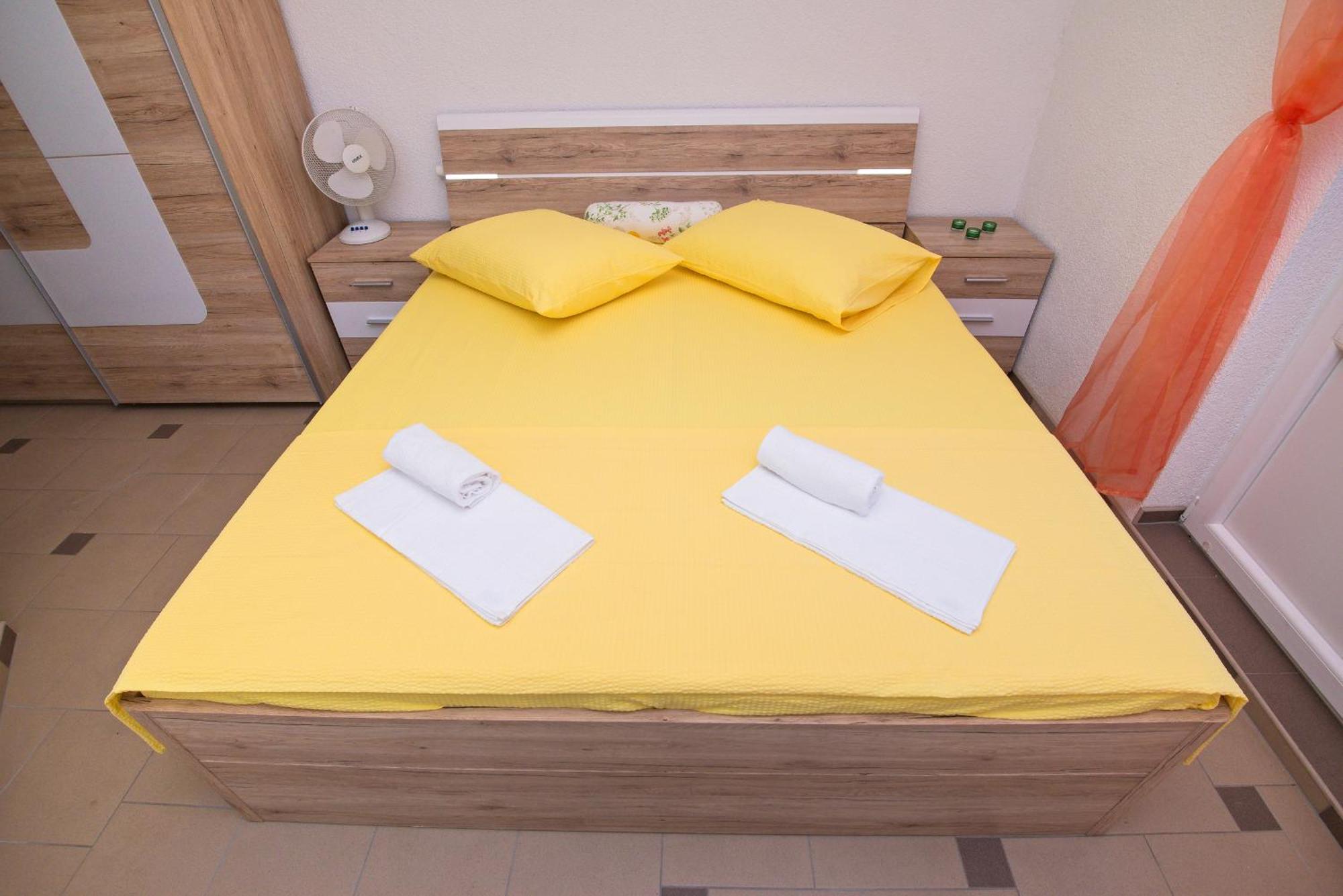Apartment Afrika Makarska Extérieur photo