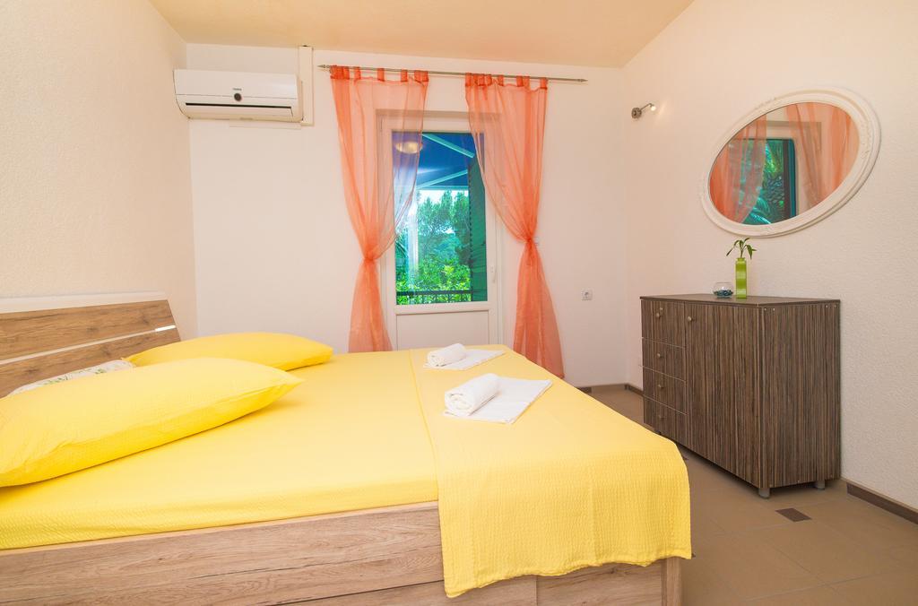Apartment Afrika Makarska Extérieur photo