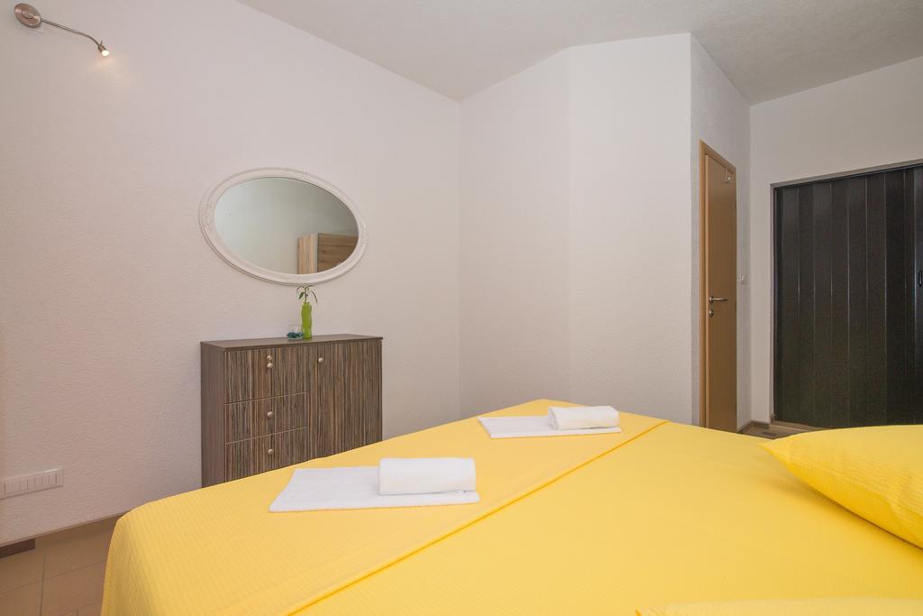 Apartment Afrika Makarska Extérieur photo