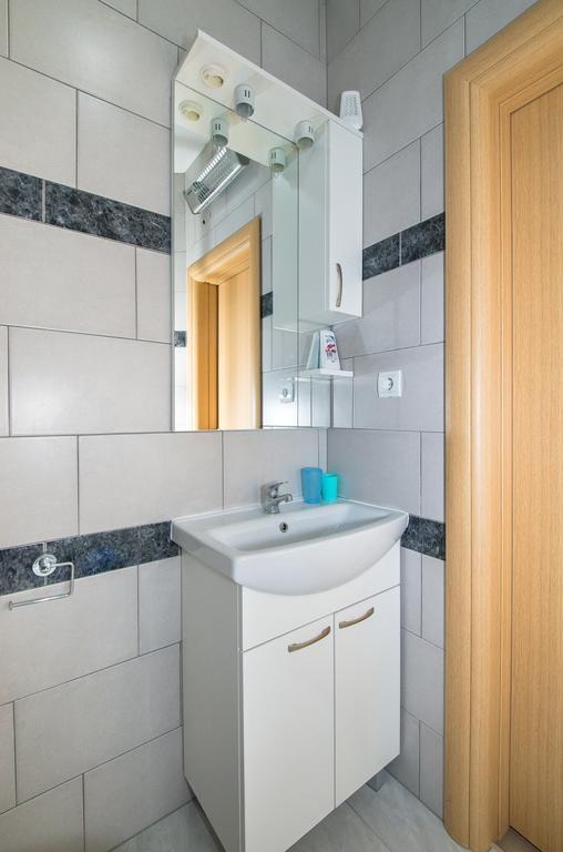 Apartment Afrika Makarska Extérieur photo